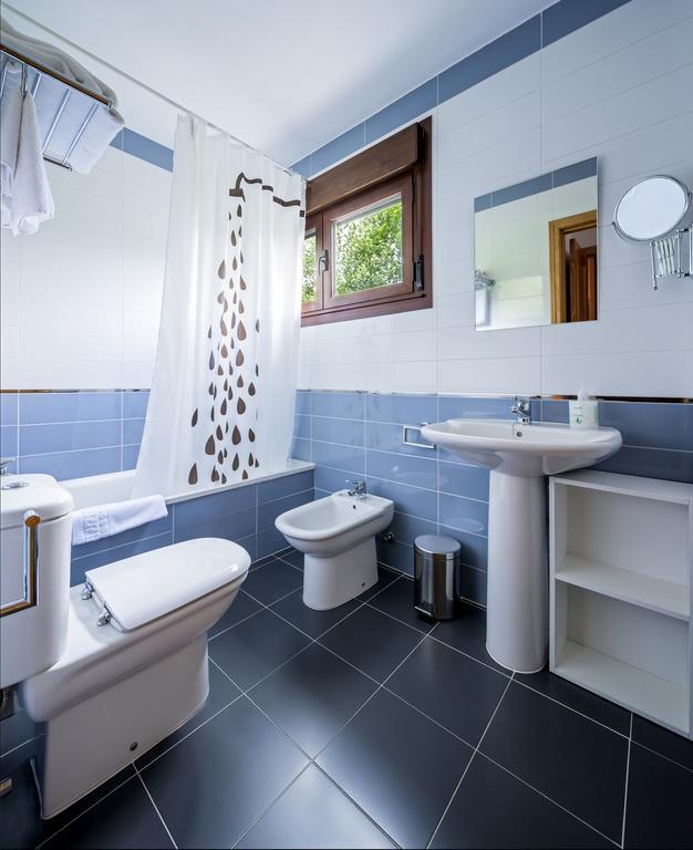 Apartamentos El Caxigu Arenas De Cabrales Eksteriør bilde